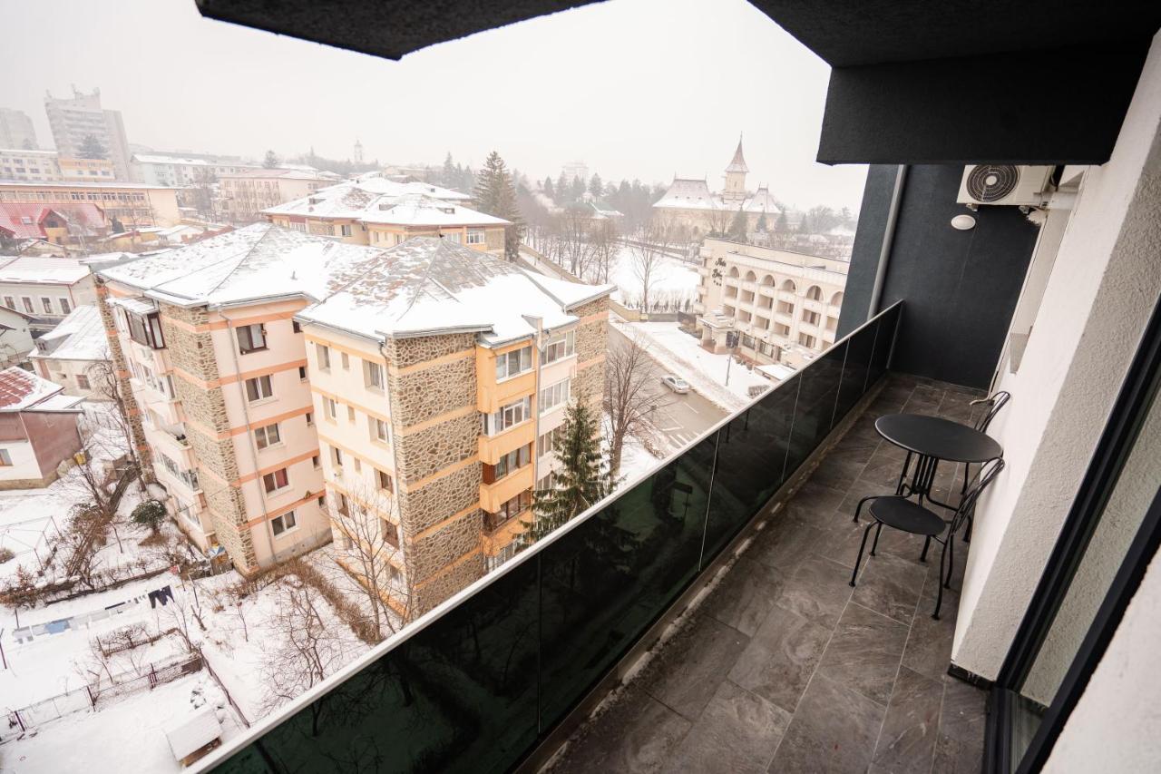 Central Tower Apartments Suceava Extérieur photo